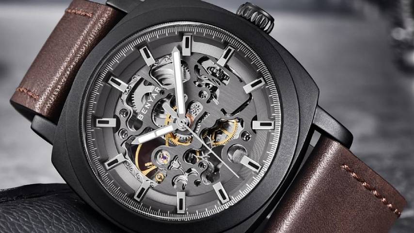 Migliori orologi skeleton: BENYAR Quadrante Scheletro da 45 mm